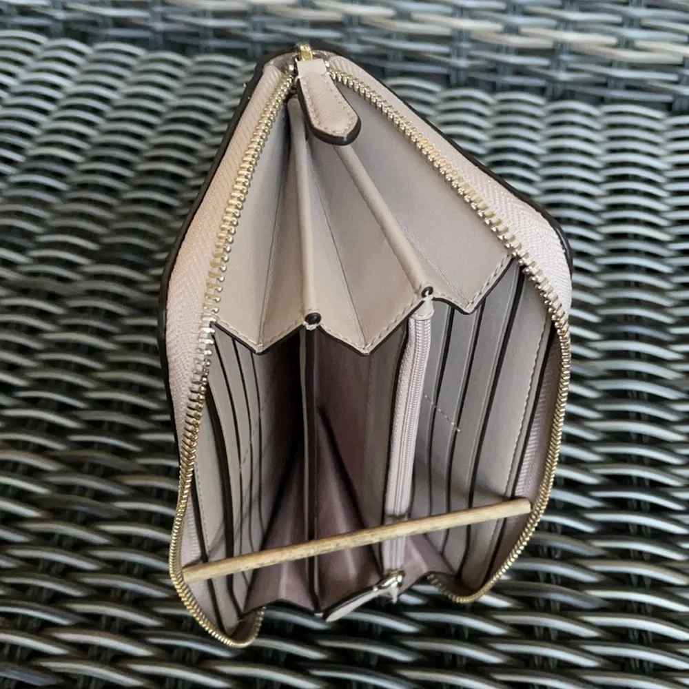Kate Spade brynn large continental wallet